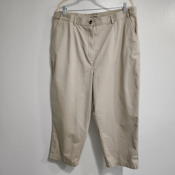 LL Bean Size 18 Original Fit Khaki Beige Cropped Pants‎ Pockets #274907 36x23in - Picture 1 of 7